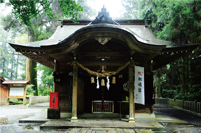 草部吉見神社